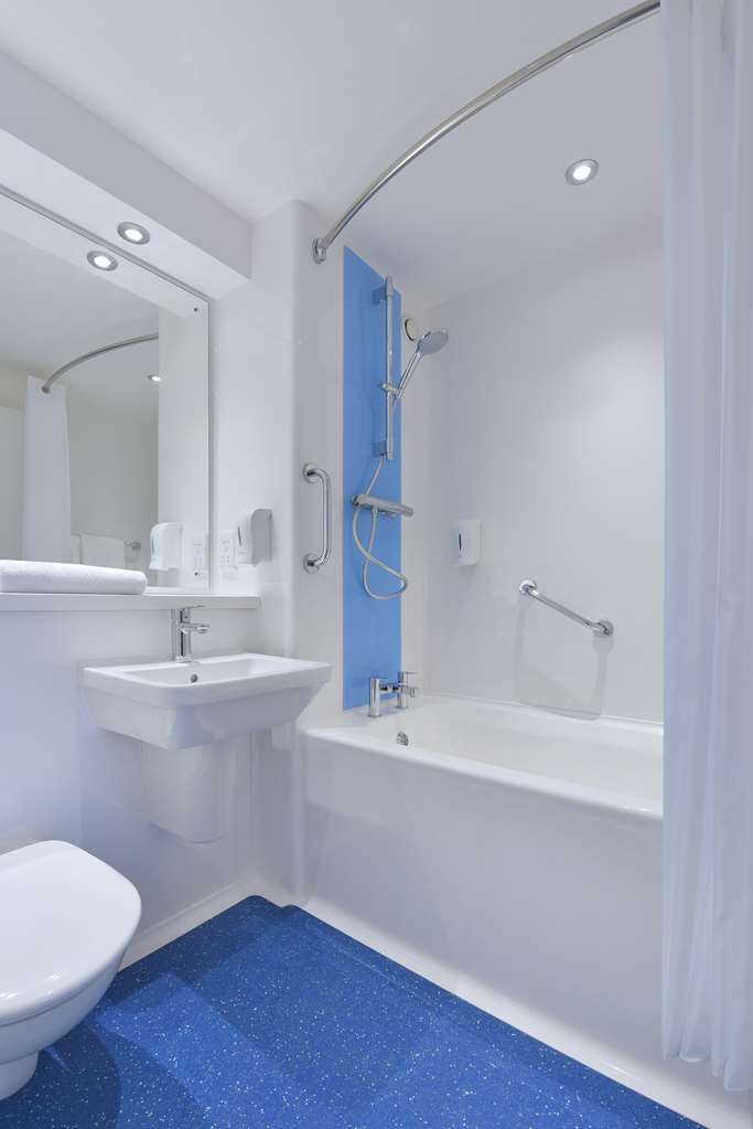 Travelodge Preston Chorley Chorley  Δωμάτιο φωτογραφία